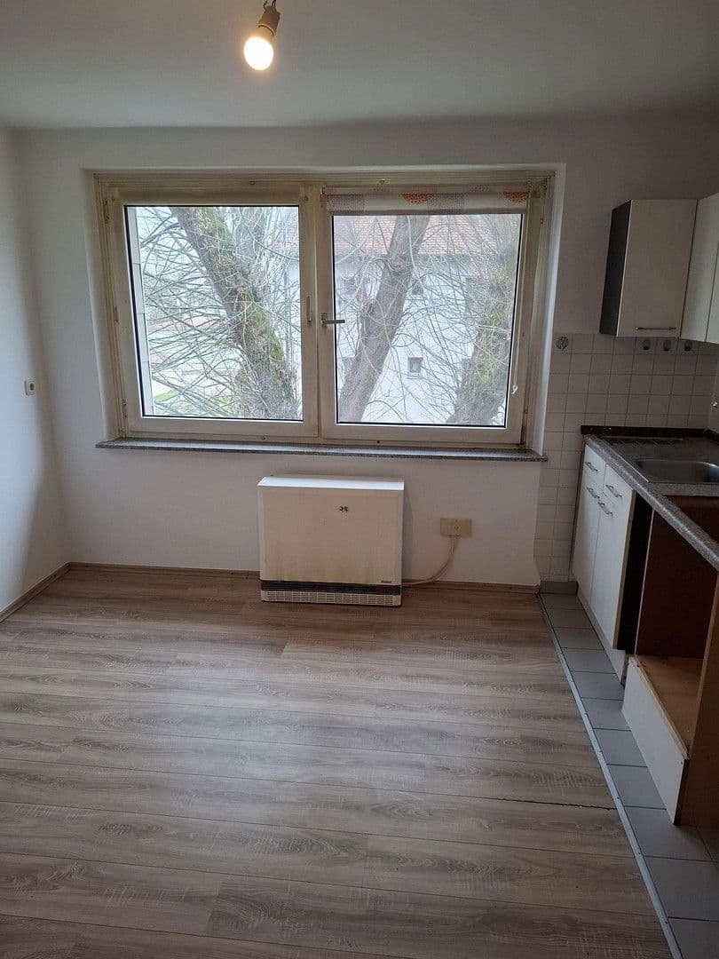 1 bedroom with open-plan kitchen flat to rent, 50 m², Langquaid, Bavaria 1 bedroom with open-plan kitchen flat to rent, 50 m², Langquaid, Bavaria