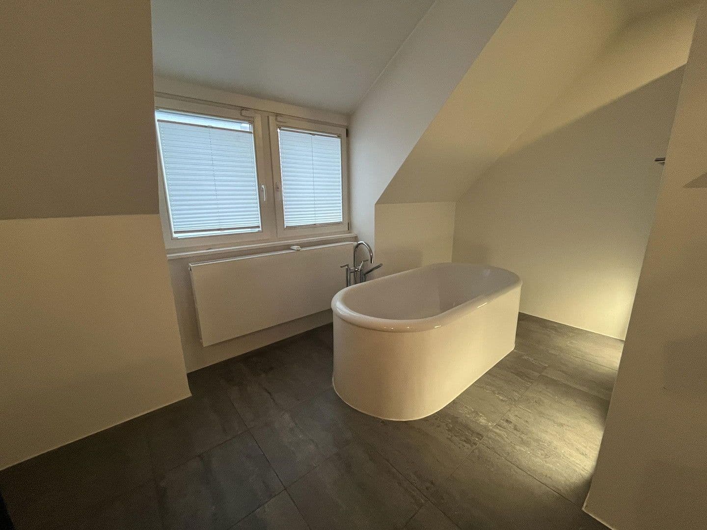 5 bedroom flat to rent, 284 m², Schwarzwaldstr. 17, Singen (Hohentwiel), Baden-Württemberg 5 bedroom flat to rent, 284 m², Schwarzwaldstr. 17, Singen (Hohentwiel), Baden-Württemberg