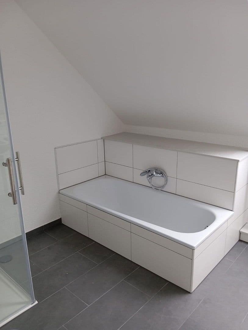 house to rent, 184 m², Friedrich-Bertsche-Str. 48, Crailsheim, Baden-Württemberg house to rent, 184 m², Friedrich-Bertsche-Str. 48, Crailsheim, Baden-Württemberg