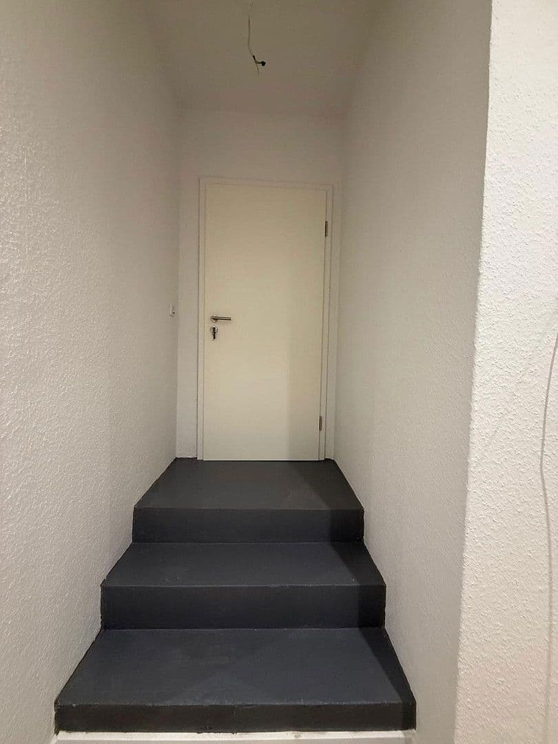 3 bedroom with open-plan kitchen flat to rent, 107 m², Langenfeld (Rheinland), North Rhine-Westphalia 3 bedroom with open-plan kitchen flat to rent, 107 m², Langenfeld (Rheinland), North Rhine-Westphalia