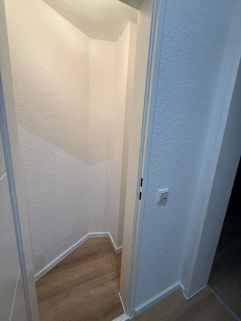 3 bedroom with open-plan kitchen flat to rent, 107 m², Langenfeld (Rheinland), North Rhine-Westphalia 3 bedroom with open-plan kitchen flat to rent, 107 m², Langenfeld (Rheinland), North Rhine-Westphalia