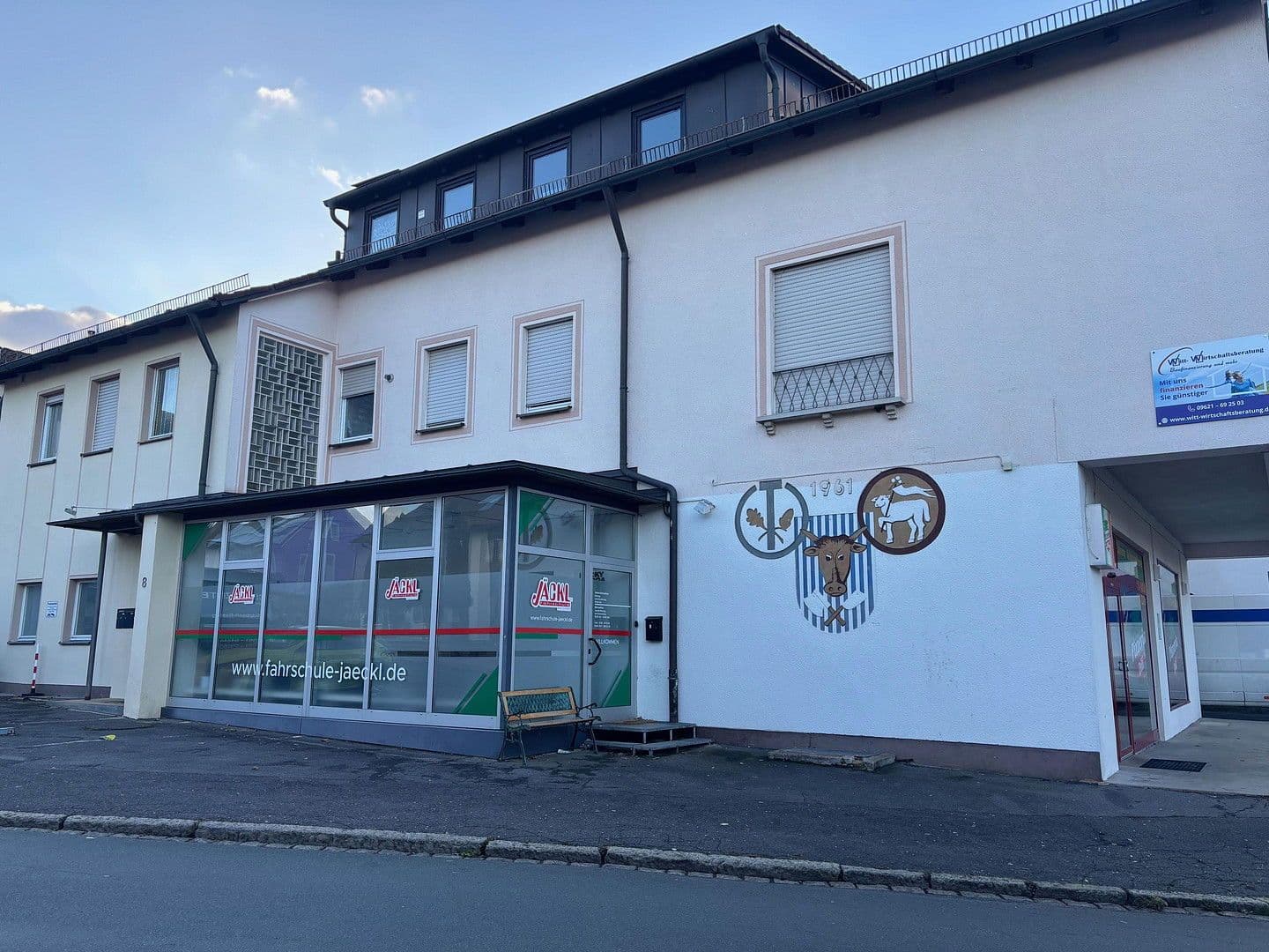 house for sale, 482 m², Uhlandstraße 8, Sulzbach-Rosenberg, Bavaria house for sale, 482 m², Uhlandstraße 8, Sulzbach-Rosenberg, Bavaria