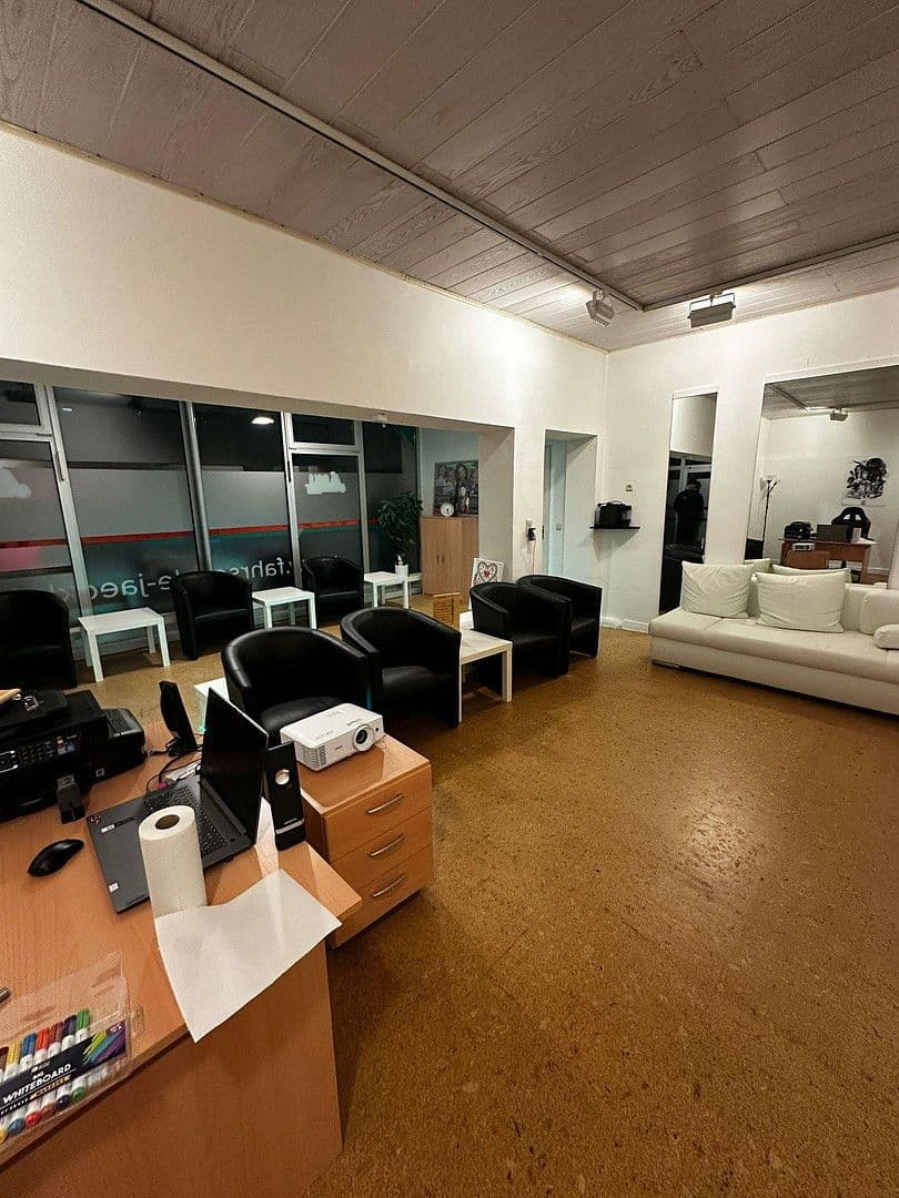 house for sale, 482 m², Uhlandstraße 8, Sulzbach-Rosenberg, Bavaria house for sale, 482 m², Uhlandstraße 8, Sulzbach-Rosenberg, Bavaria