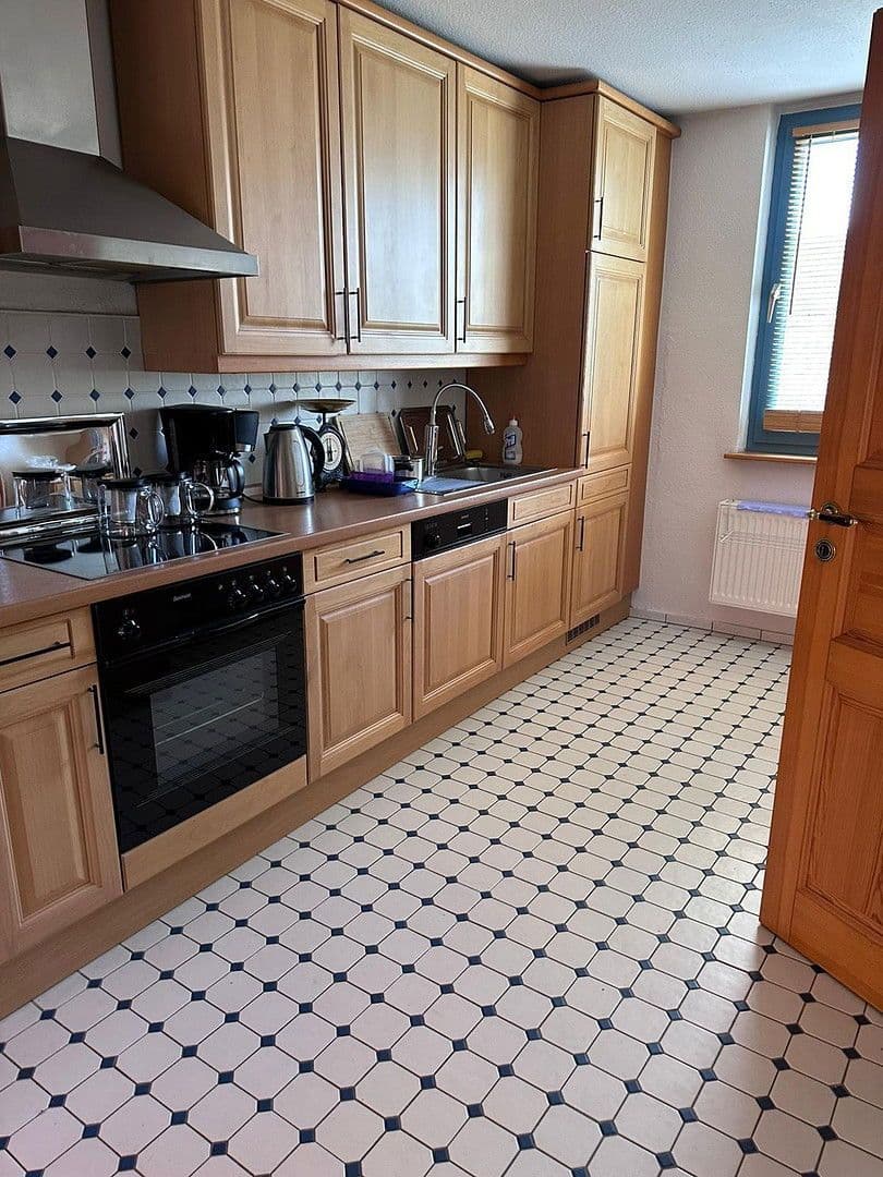 house to rent, 220 m², Hauptstraße 38, Rom, Mecklenburg-Vorpommern house to rent, 220 m², Hauptstraße 38, Rom, Mecklenburg-Vorpommern