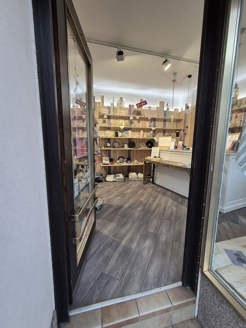 non-residential property to rent, 35 m², Staigerstr. 21, Stuttgart, Baden-Württemberg non-residential property to rent, 35 m², Staigerstr. 21, Stuttgart, Baden-Württemberg