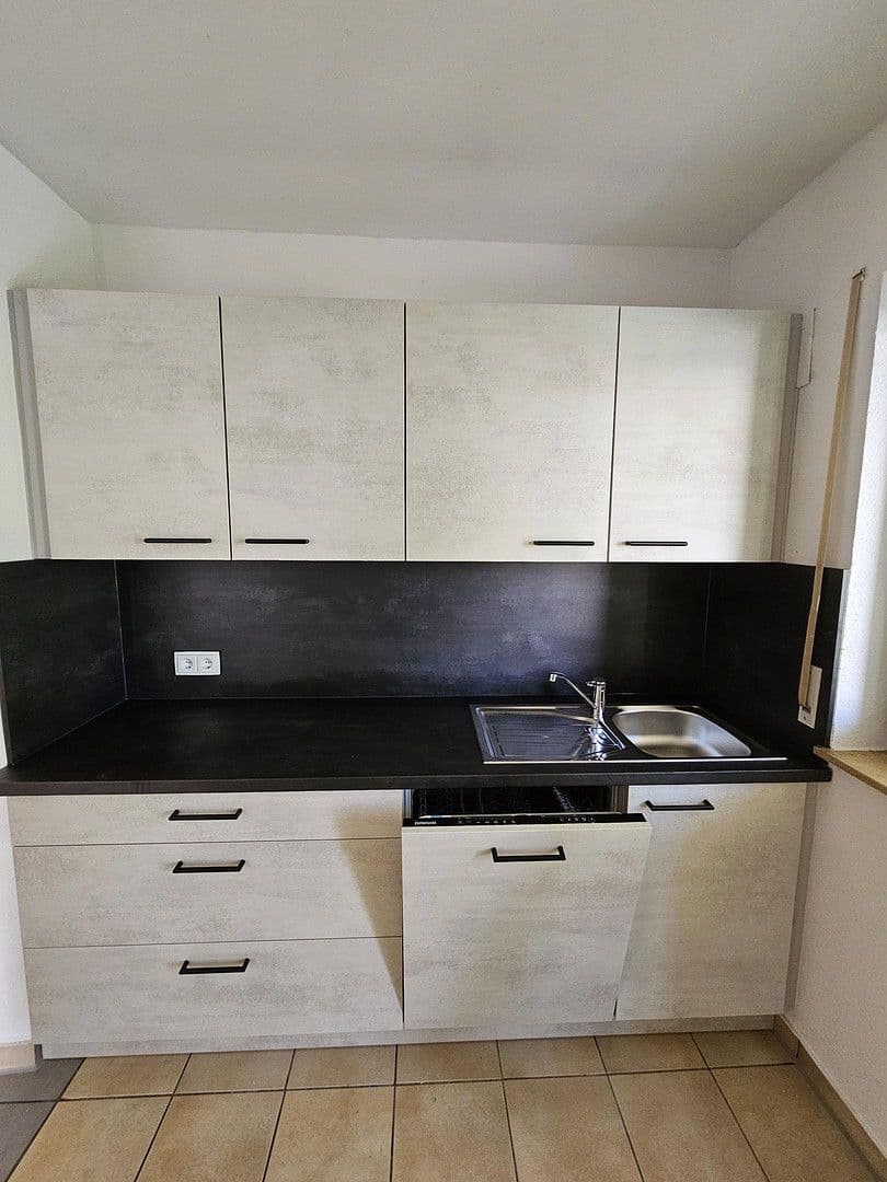 2 bedroom with open-plan kitchen flat to rent, 80 m², Ludwigstr. 62, Mühlheim am Main, Hesse 2 bedroom with open-plan kitchen flat to rent, 80 m², Ludwigstr. 62, Mühlheim am Main, Hesse