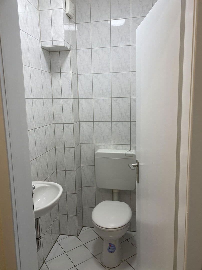 3 bedroom flat to rent, 96 m², Virchowstrasse 17, Siegen, North Rhine-Westphalia 3 bedroom flat to rent, 96 m², Virchowstrasse 17, Siegen, North Rhine-Westphalia