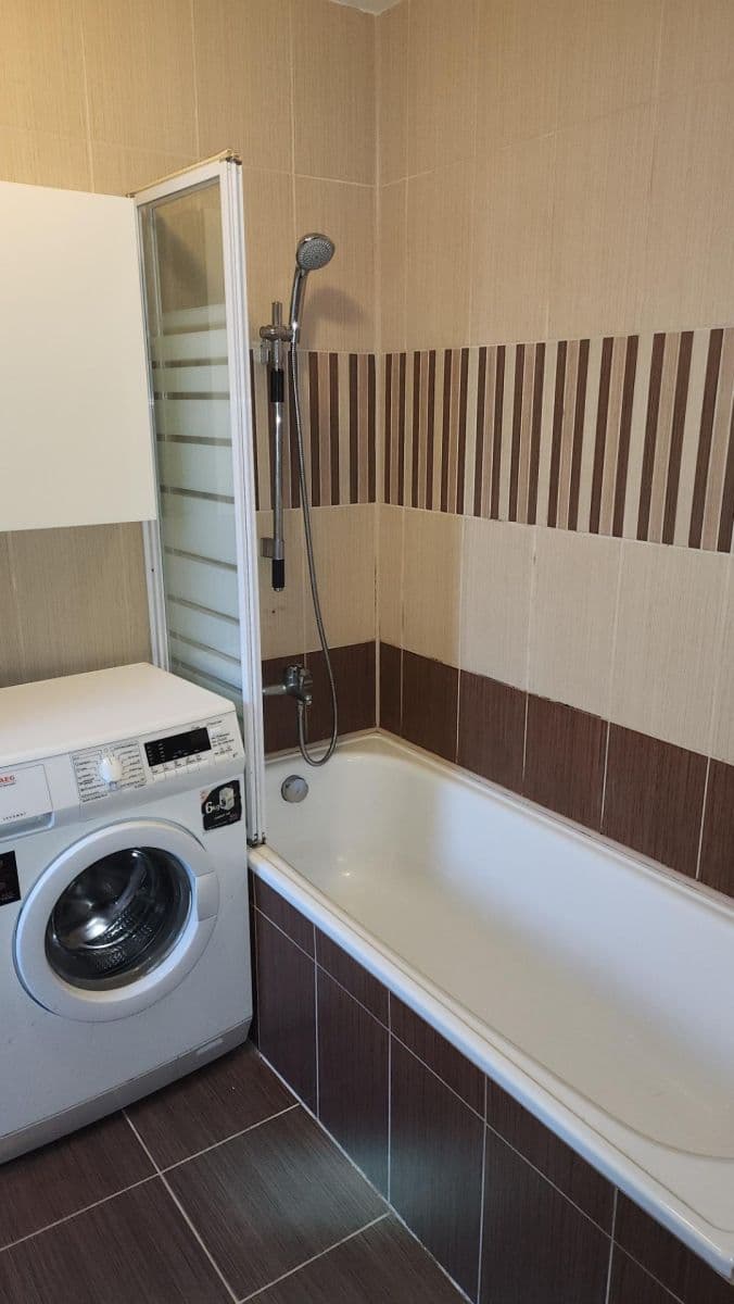 2 bedroom flat for sale, 56 m², Ivana Olbrachta, Ústí nad Labem, Ústecký Region 2 bedroom flat for sale, 56 m², Ivana Olbrachta, Ústí nad Labem, Ústecký Region