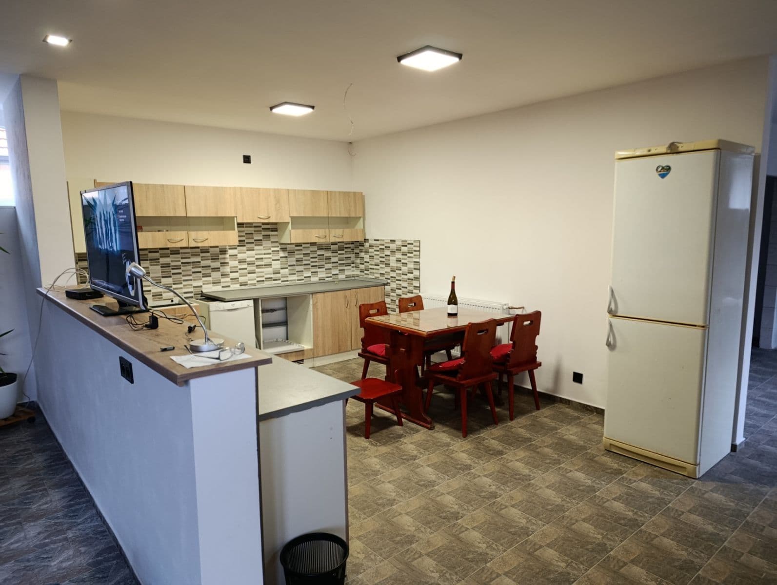 4 bedroom flat to rent, 120 m², Plchov, Středočeský Region 4 bedroom flat to rent, 120 m², Plchov, Středočeský Region