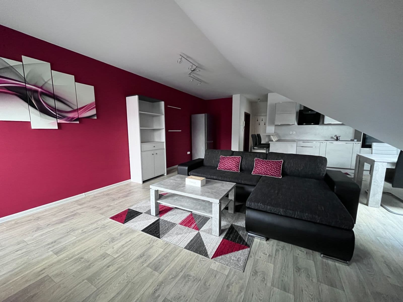 3 bedroom with open-plan kitchen flat for sale, 96 m², Okružní, Planá nad Lužnicí, Jihočeský Region 3 bedroom with open-plan kitchen flat for sale, 96 m², Okružní, Planá nad Lužnicí, Jihočeský Region