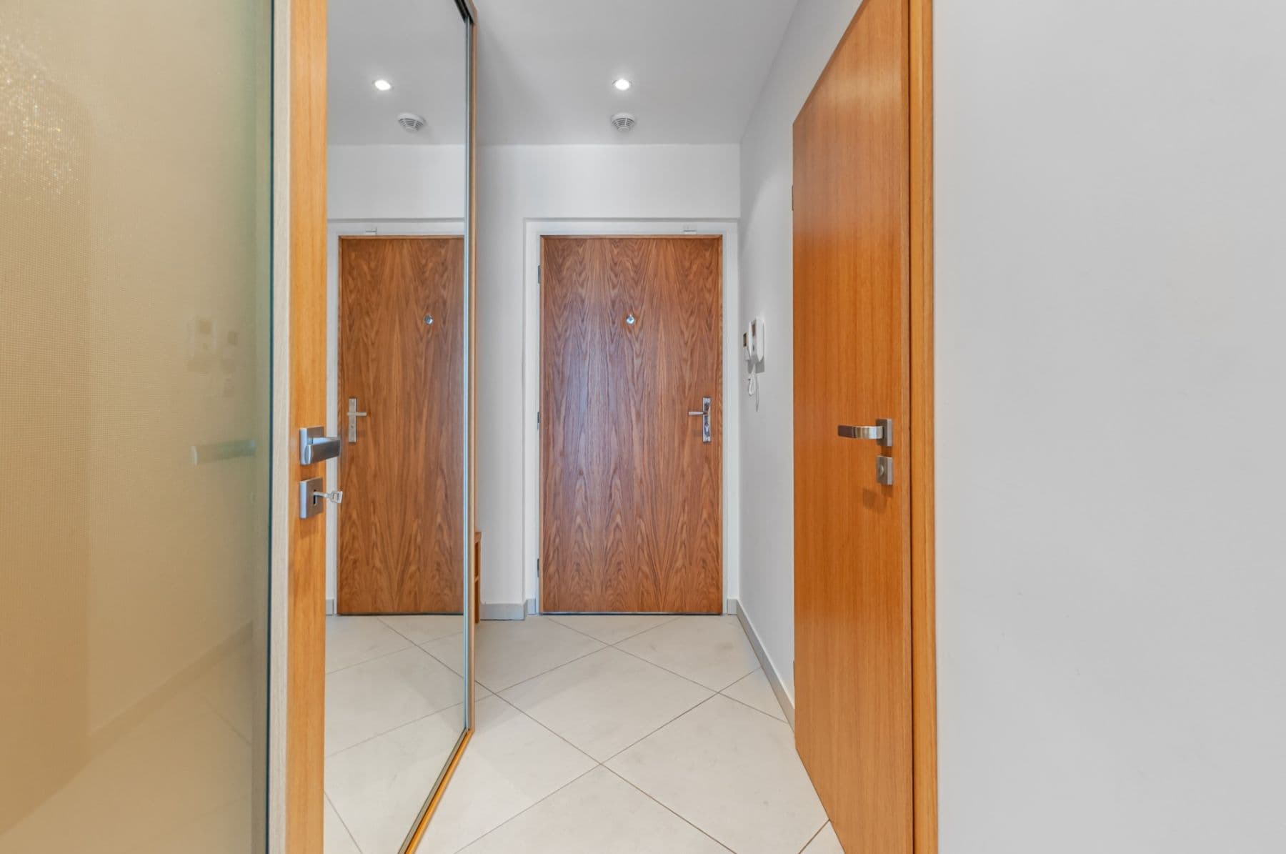 Studio flat to rent, 32 m², Patočkova, Prague, Prague Studio flat to rent, 32 m², Patočkova, Prague, Prague