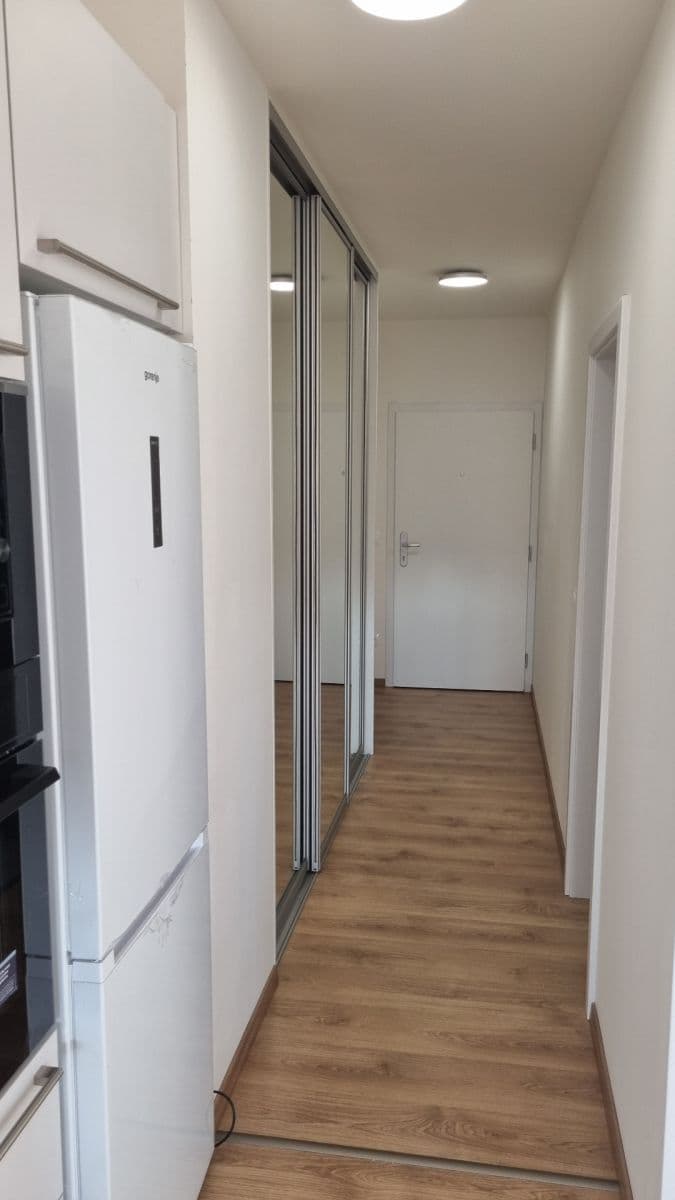 2 bedroom flat to rent, 57 m², Nové Mesto, Bratislavský Region 2 bedroom flat to rent, 57 m², Nové Mesto, Bratislavský Region