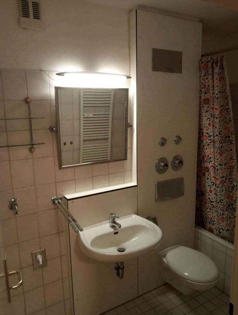 1 bedroom with open-plan kitchen flat to rent, 62 m², Wittelsbachstraße 72, Ludwigshafen, Rhineland-Palatinate 1 bedroom with open-plan kitchen flat to rent, 62 m², Wittelsbachstraße 72, Ludwigshafen, Rhineland-Palatinate