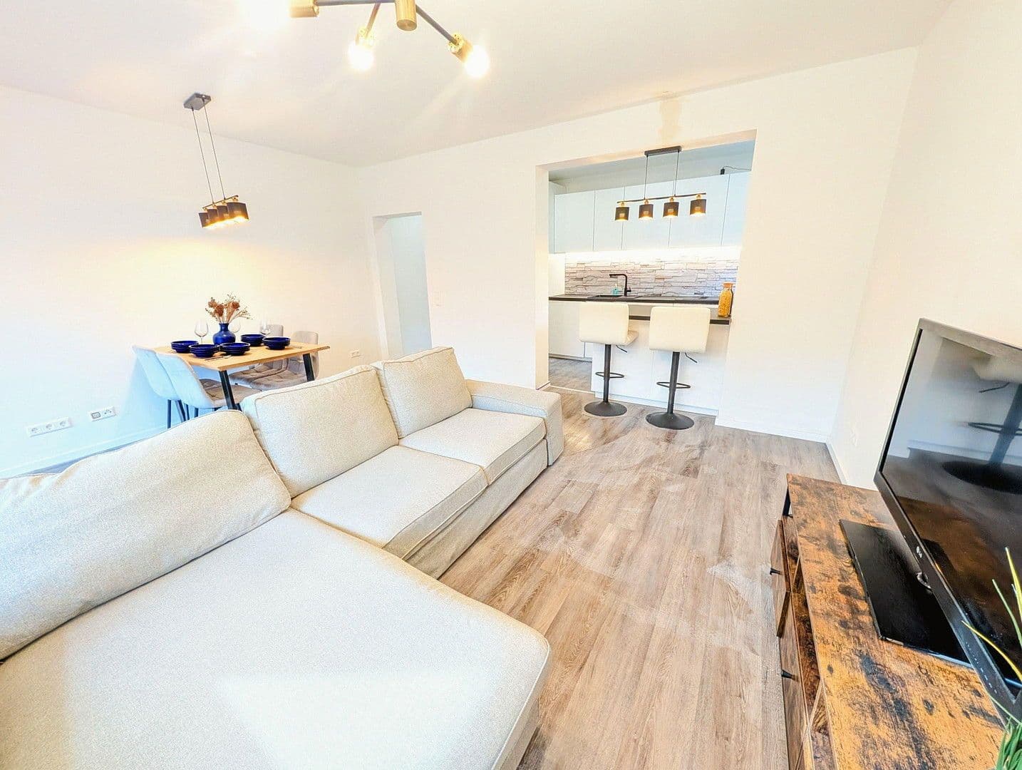 4 bedroom flat for sale, 92 m², Ostpreußendamm 162, Berlin, Berlin 4 bedroom flat for sale, 92 m², Ostpreußendamm 162, Berlin, Berlin