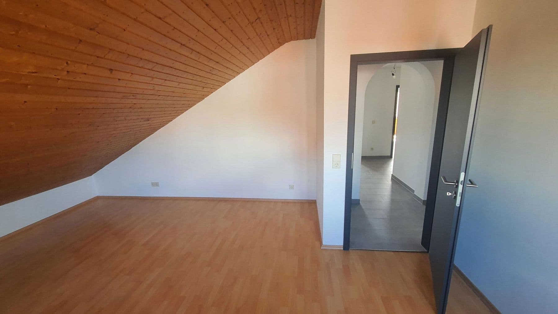 4 bedroom flat to rent, 88 m², Rottenburg am Neckar, Baden-Württemberg 4 bedroom flat to rent, 88 m², Rottenburg am Neckar, Baden-Württemberg