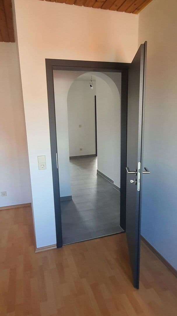 4 bedroom flat to rent, 88 m², Rottenburg am Neckar, Baden-Württemberg 4 bedroom flat to rent, 88 m², Rottenburg am Neckar, Baden-Württemberg