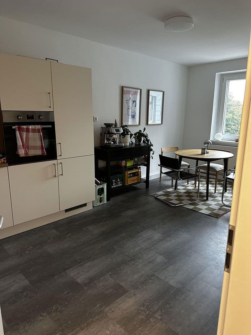 1 bedroom with open-plan kitchen flat to rent, 67 m², Ruhrstraße 58, Witten, North Rhine-Westphalia 1 bedroom with open-plan kitchen flat to rent, 67 m², Ruhrstraße 58, Witten, North Rhine-Westphalia