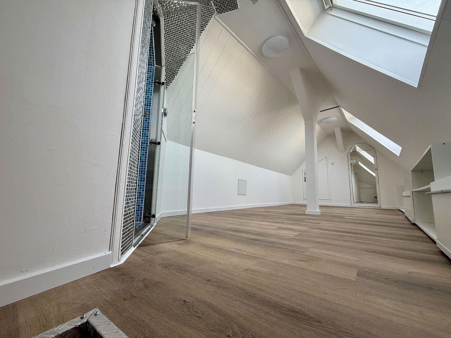 4 bedroom flat to rent, 80 m², Altstadtstraße 25, Leverkusen, North Rhine-Westphalia 4 bedroom flat to rent, 80 m², Altstadtstraße 25, Leverkusen, North Rhine-Westphalia