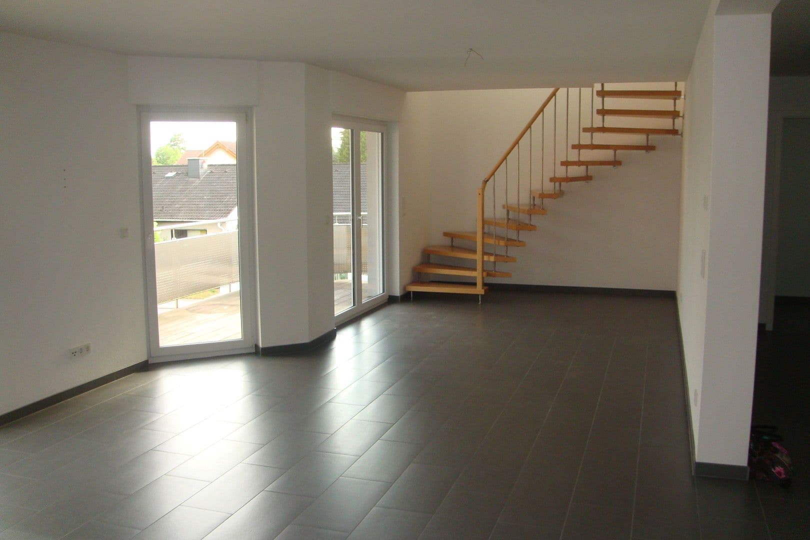 3 bedroom with open-plan kitchen flat to rent, 135 m², Erzhausen, Hesse 3 bedroom with open-plan kitchen flat to rent, 135 m², Erzhausen, Hesse