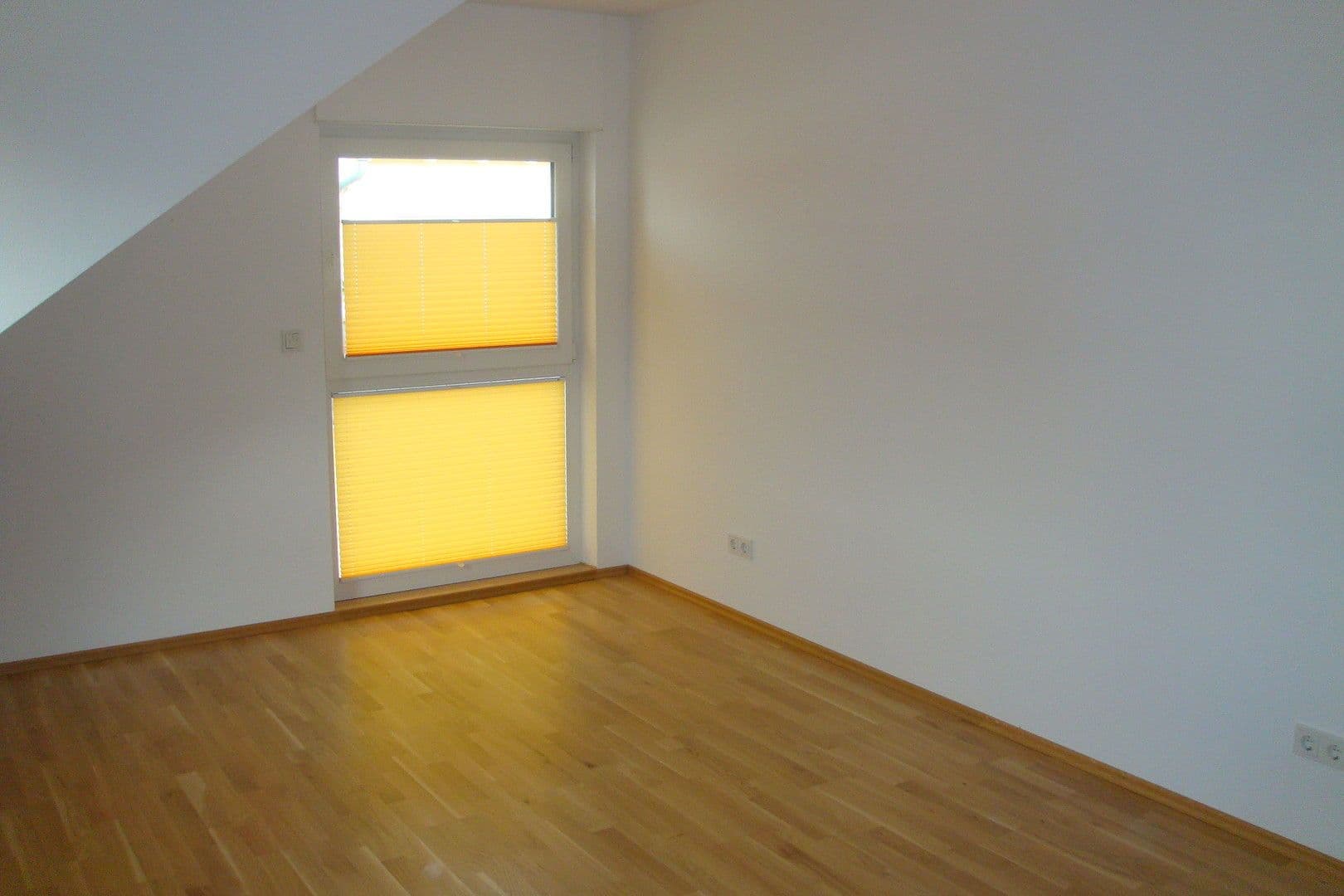 3 bedroom with open-plan kitchen flat to rent, 135 m², Erzhausen, Hesse 3 bedroom with open-plan kitchen flat to rent, 135 m², Erzhausen, Hesse