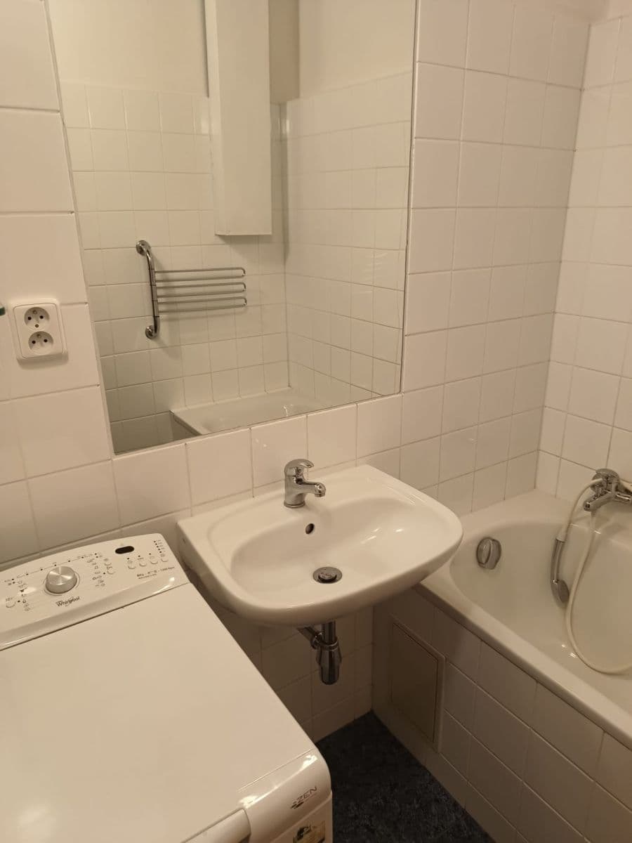 1 bedroom flat to rent, 37 m², Štúrova, Prague, Prague 1 bedroom flat to rent, 37 m², Štúrova, Prague, Prague