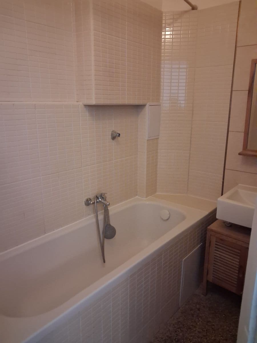 1 bedroom with open-plan kitchen flat to rent, 61 m², Na Baště svatého Tomáše, Prague, Prague 1 bedroom with open-plan kitchen flat to rent, 61 m², Na Baště svatého Tomáše, Prague, Prague