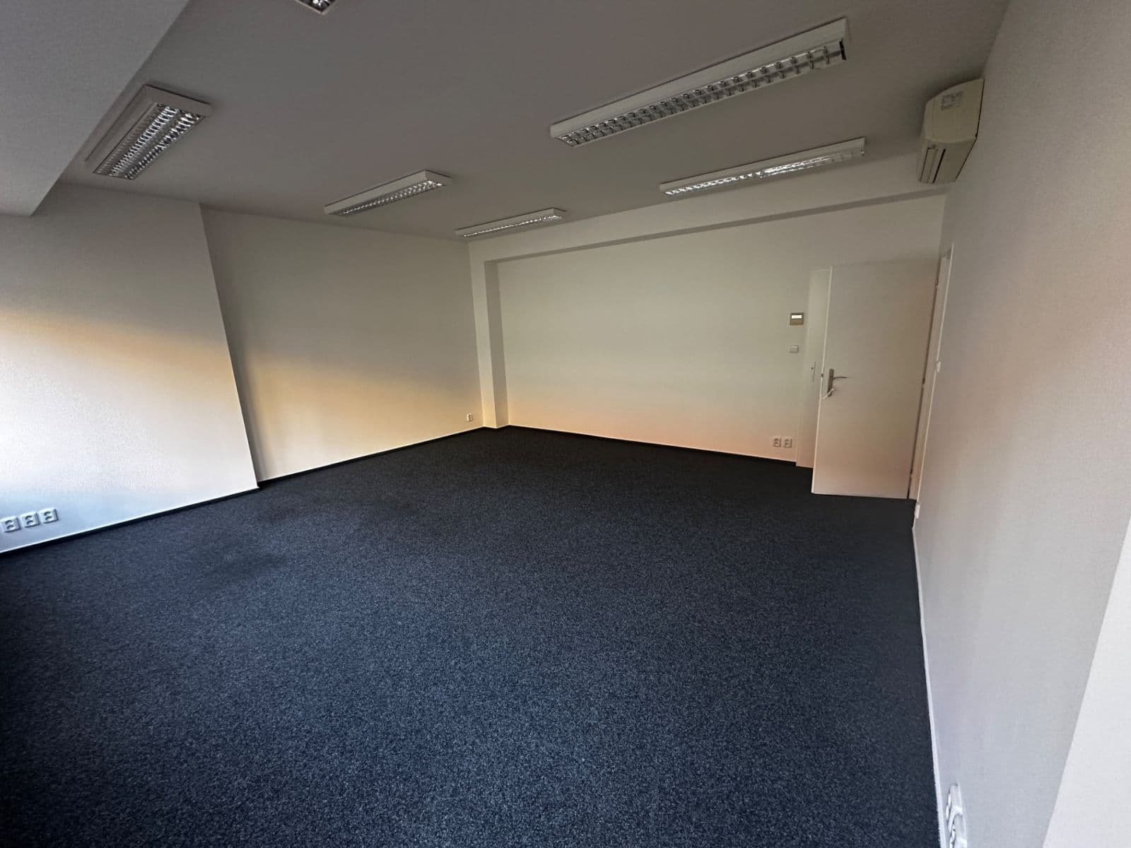 office to rent, 33 m², Národní, Prague, Prague office to rent, 33 m², Národní, Prague, Prague