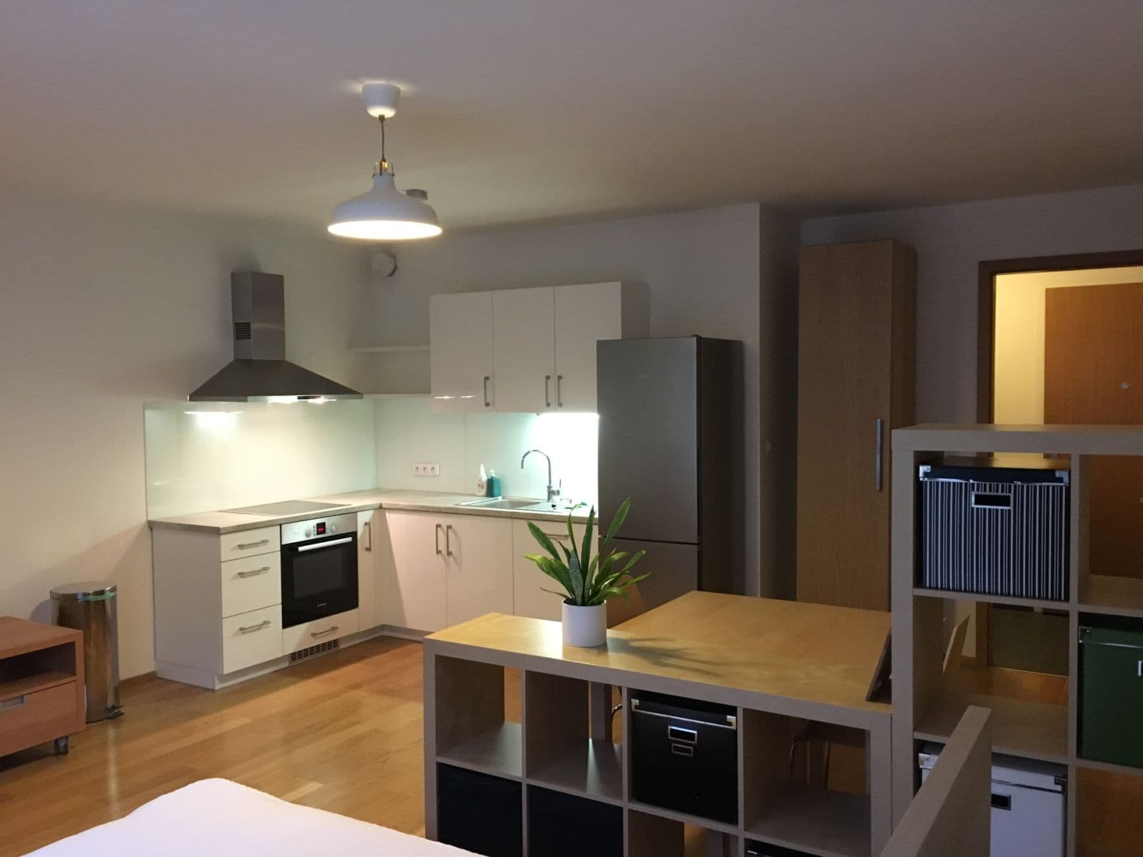 Studio flat to rent, 39 m², Komunardů, Prague, Prague Studio flat to rent, 39 m², Komunardů, Prague, Prague