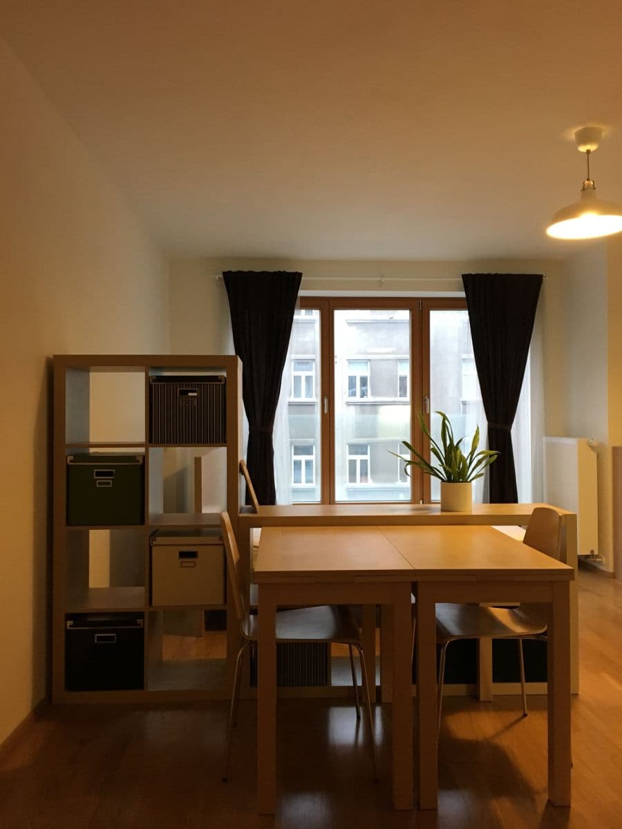 Studio flat to rent, 39 m², Komunardů, Prague, Prague Studio flat to rent, 39 m², Komunardů, Prague, Prague