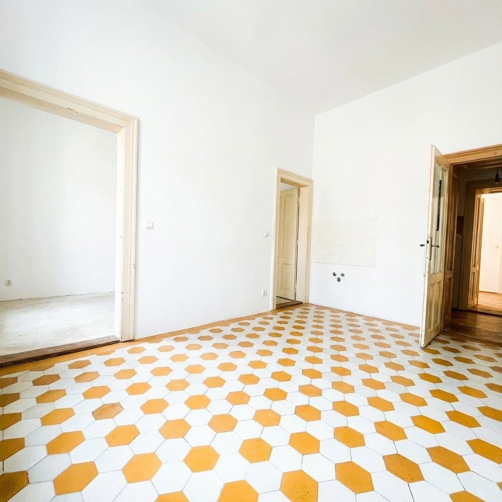 flat to rent, 130 m², třída Svobody, Olomouc, Olomoucký Region flat to rent, 130 m², třída Svobody, Olomouc, Olomoucký Region