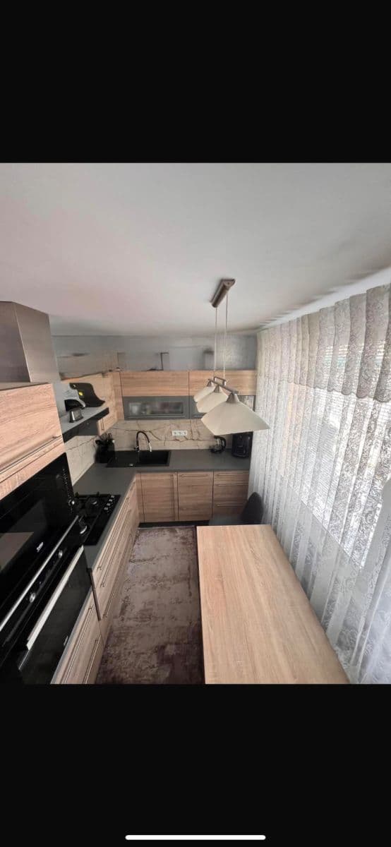 4 bedroom flat for sale, 85 m², Budovatelů, Jablonec nad Nisou, Liberecký Region 4 bedroom flat for sale, 85 m², Budovatelů, Jablonec nad Nisou, Liberecký Region