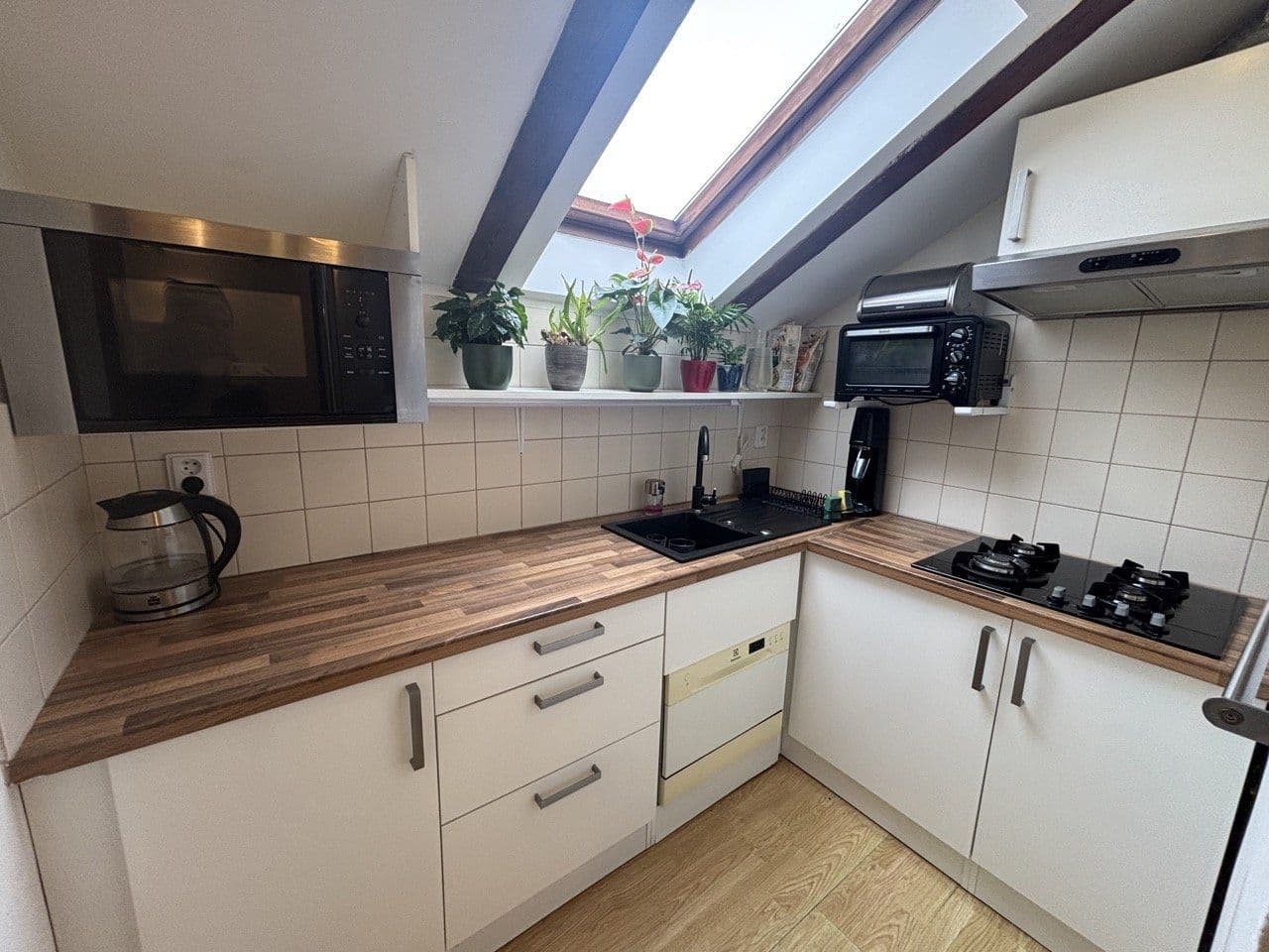 flat to rent, 55 m², Slezská, Prague, Prague flat to rent, 55 m², Slezská, Prague, Prague