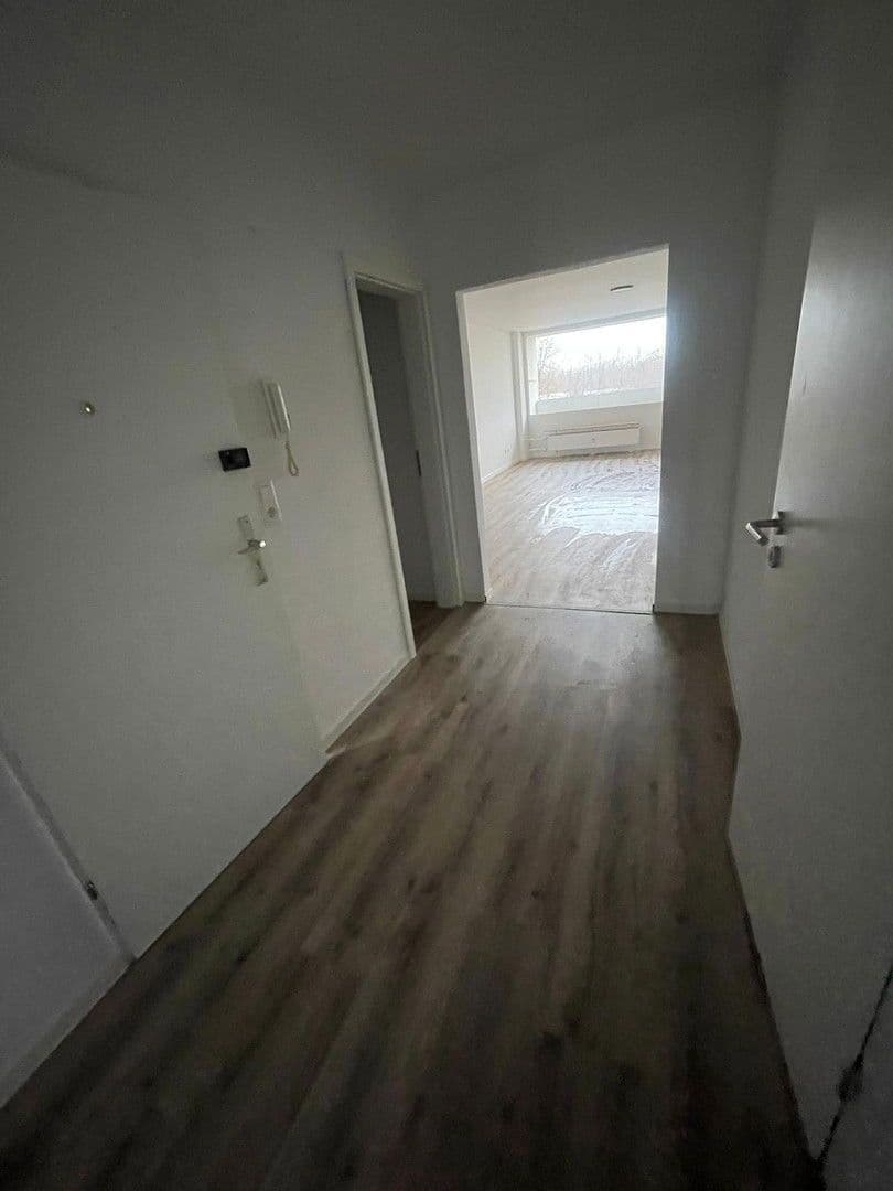 3 bedroom flat to rent, 109 m², Alzeyer Str. 1, Frankfurt, Hesse 3 bedroom flat to rent, 109 m², Alzeyer Str. 1, Frankfurt, Hesse