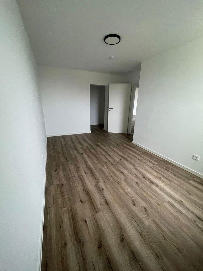 3 bedroom flat to rent, 109 m², Alzeyer Str. 1, Frankfurt, Hesse 3 bedroom flat to rent, 109 m², Alzeyer Str. 1, Frankfurt, Hesse