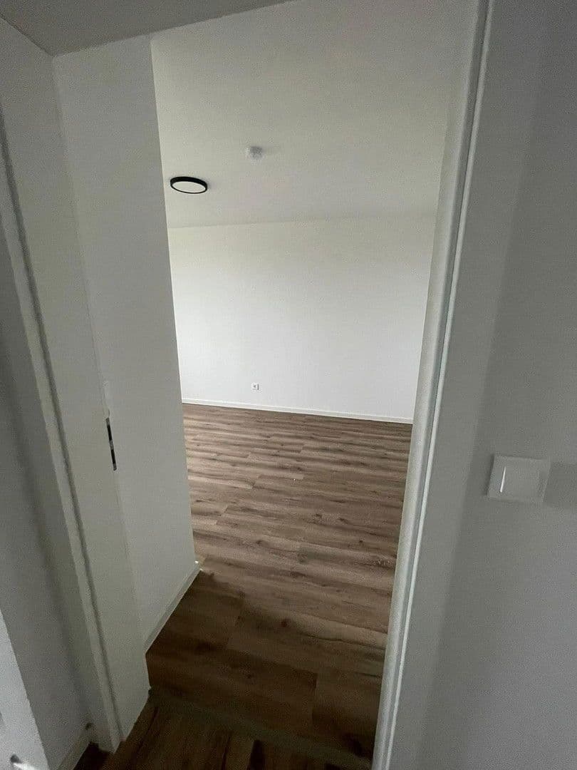 3 bedroom flat to rent, 109 m², Alzeyer Str. 1, Frankfurt, Hesse 3 bedroom flat to rent, 109 m², Alzeyer Str. 1, Frankfurt, Hesse