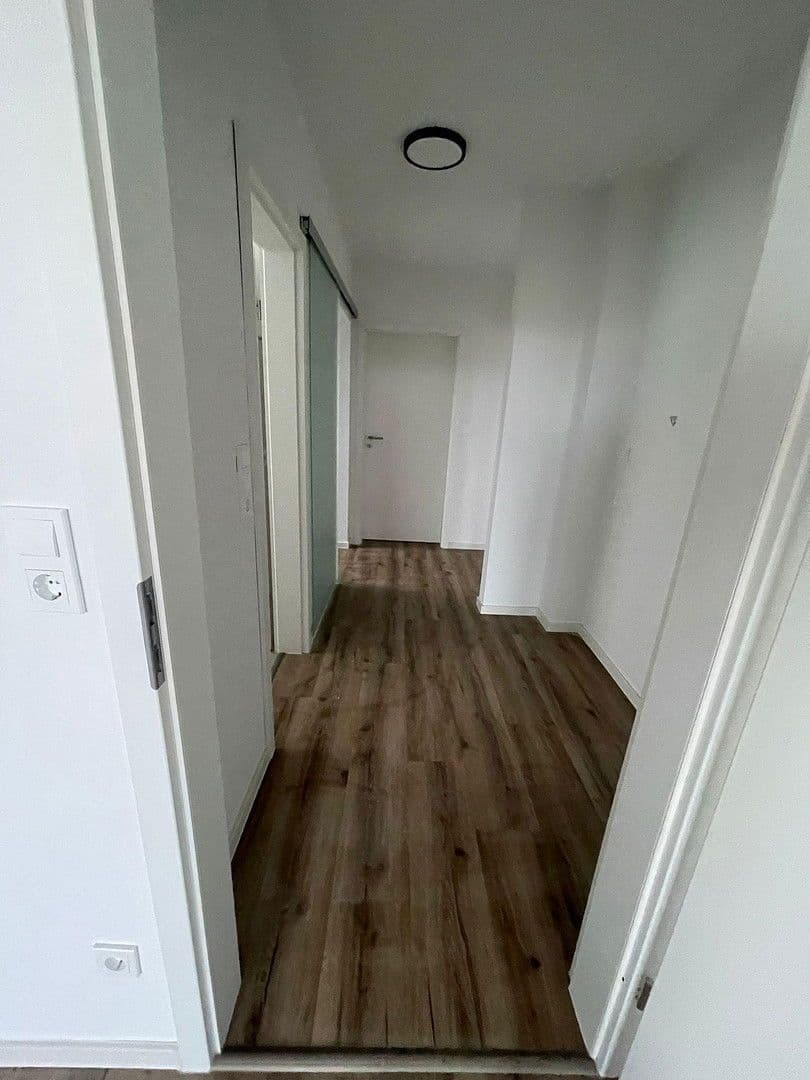 3 bedroom flat to rent, 109 m², Alzeyer Str. 1, Frankfurt, Hesse 3 bedroom flat to rent, 109 m², Alzeyer Str. 1, Frankfurt, Hesse