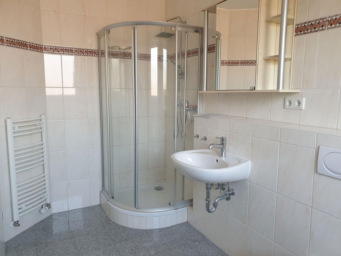 3 bedroom flat for sale, 85 m², Langenfeld (Rheinland), North Rhine-Westphalia 3 bedroom flat for sale, 85 m², Langenfeld (Rheinland), North Rhine-Westphalia