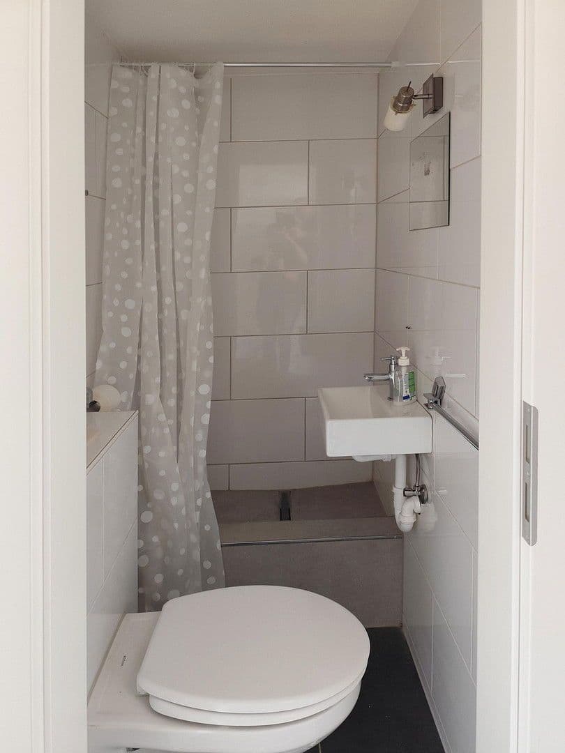 1 bedroom flat to rent, 23 m², Rielasingen-Worblingen, Baden-Württemberg 1 bedroom flat to rent, 23 m², Rielasingen-Worblingen, Baden-Württemberg