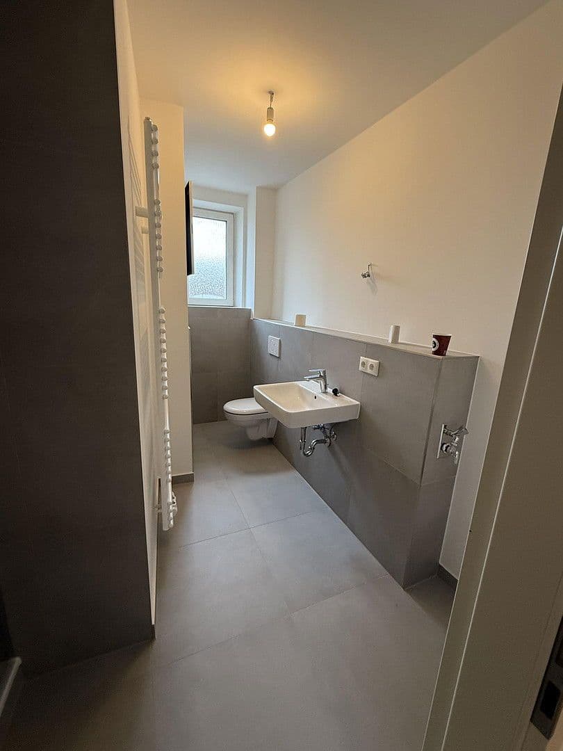 5 bedroom flat to rent, 105 m², Schlangenbader Straße, Berlin, Berlin 5 bedroom flat to rent, 105 m², Schlangenbader Straße, Berlin, Berlin