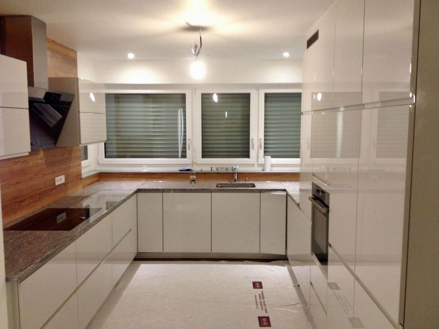 3 bedroom with open-plan kitchen flat to rent, 120 m², Heilbronn, Baden-Württemberg 3 bedroom with open-plan kitchen flat to rent, 120 m², Heilbronn, Baden-Württemberg