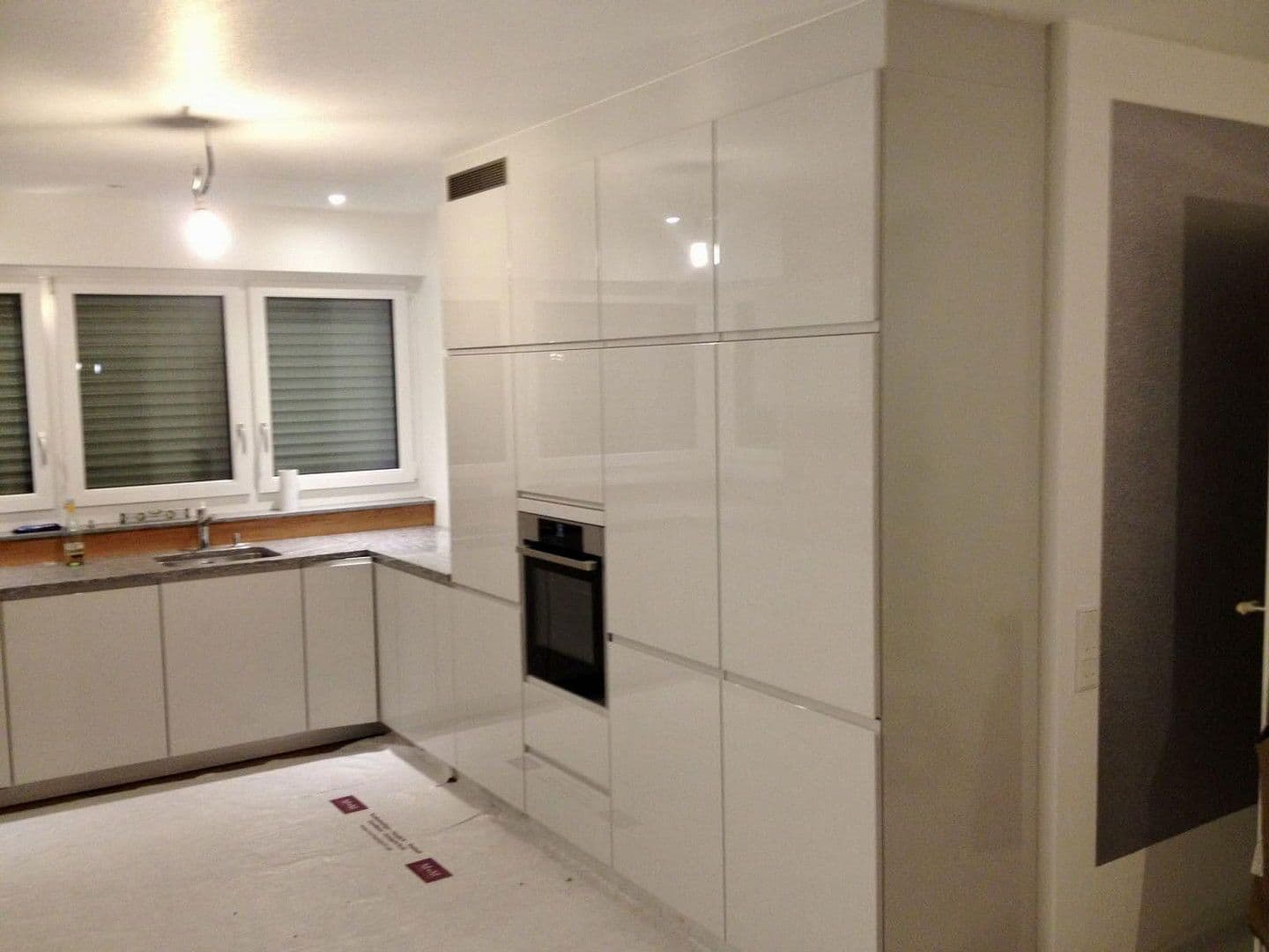 3 bedroom with open-plan kitchen flat to rent, 120 m², Heilbronn, Baden-Württemberg 3 bedroom with open-plan kitchen flat to rent, 120 m², Heilbronn, Baden-Württemberg