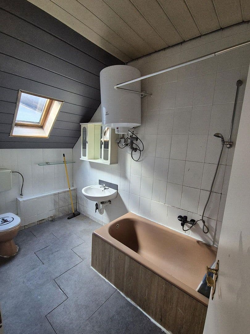 3 bedroom with open-plan kitchen flat to rent, 90 m², Ebinger Straße 112/1, Burladingen, Baden-Württemberg 3 bedroom with open-plan kitchen flat to rent, 90 m², Ebinger Straße 112/1, Burladingen, Baden-Württemberg