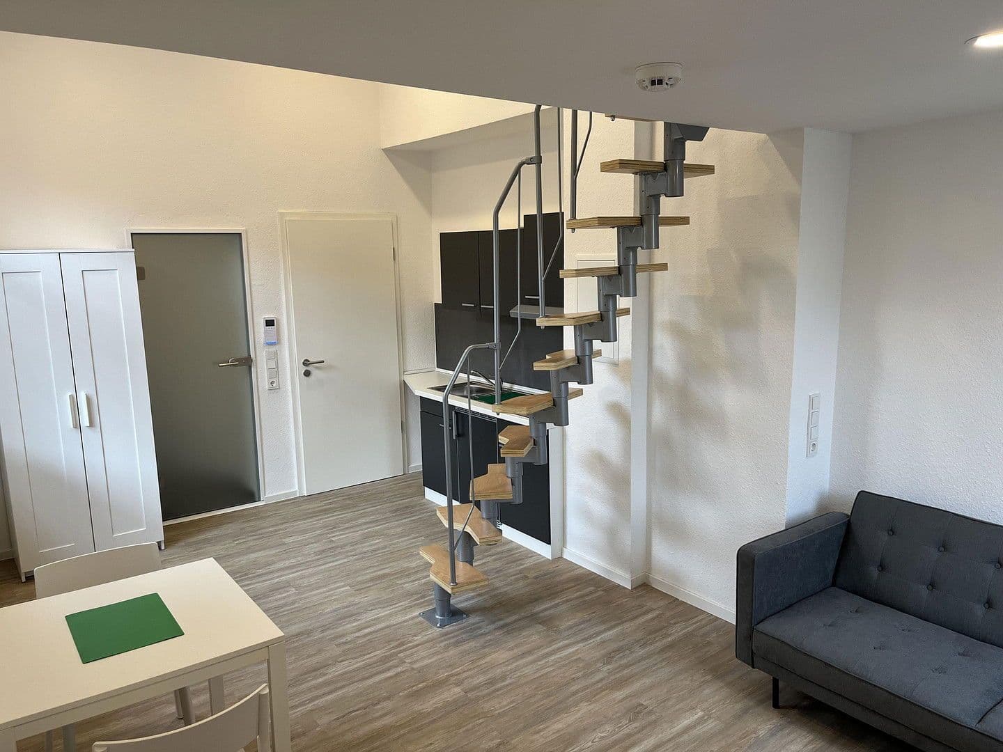 1 bedroom flat to rent, 25 m², Gumprechtstr. 2, Köln, North Rhine-Westphalia 1 bedroom flat to rent, 25 m², Gumprechtstr. 2, Köln, North Rhine-Westphalia