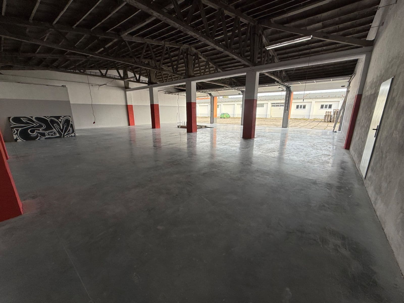 garage to rent, 340 m², Domažlice, Plzeňský Region garage to rent, 340 m², Domažlice, Plzeňský Region