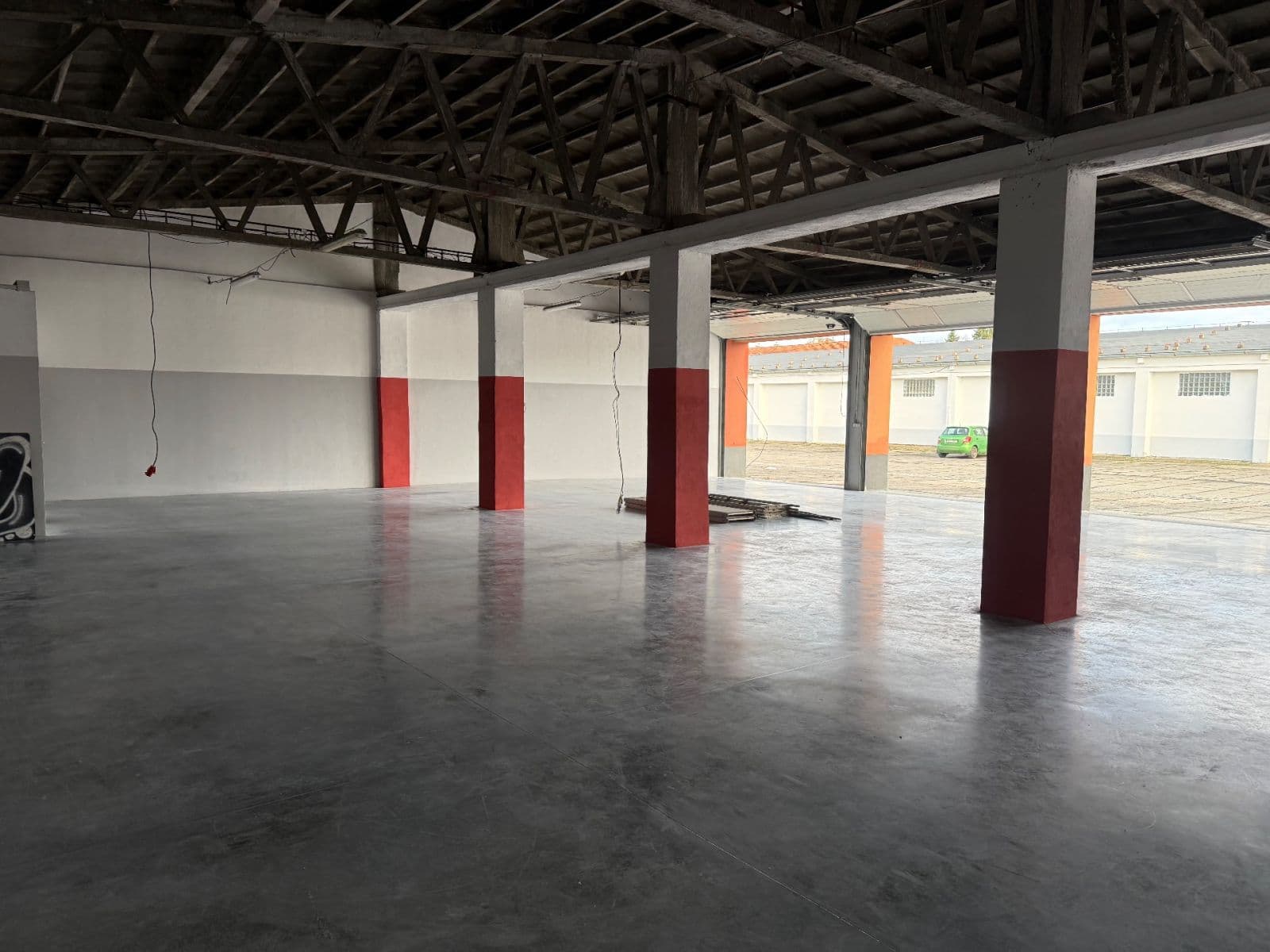 garage to rent, 340 m², Domažlice, Plzeňský Region garage to rent, 340 m², Domažlice, Plzeňský Region