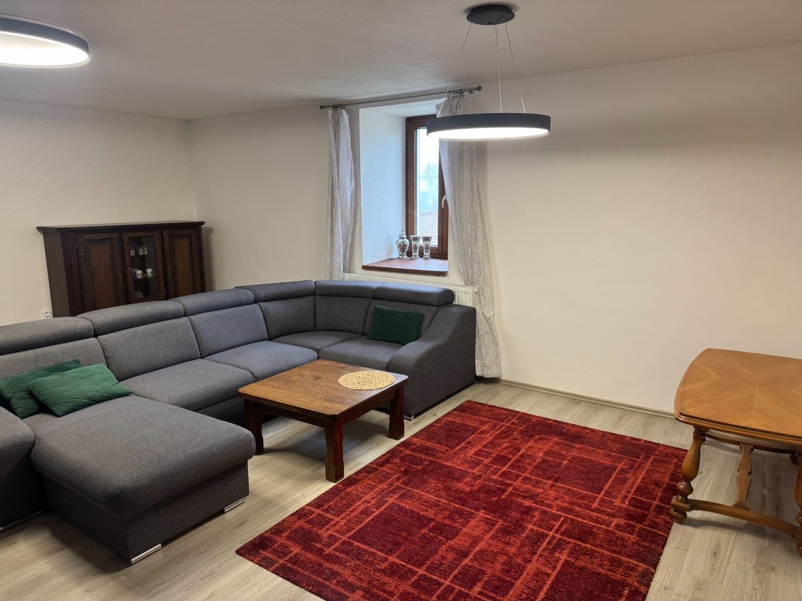 3 bedroom flat to rent, 95 m², Protivín, Jihočeský Region 3 bedroom flat to rent, 95 m², Protivín, Jihočeský Region