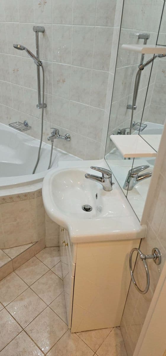 3 bedroom flat for sale, 77 m², Ečerova, Brno, Jihomoravský Region 3 bedroom flat for sale, 77 m², Ečerova, Brno, Jihomoravský Region