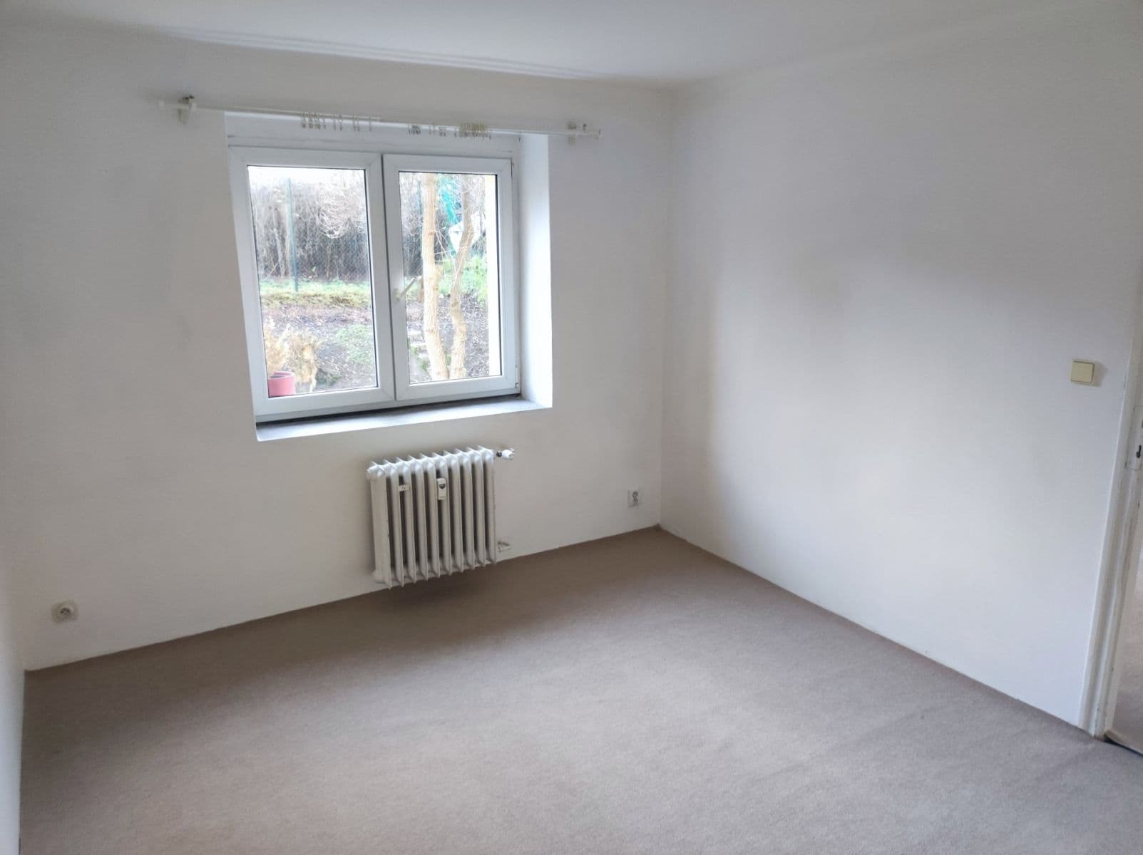 2 bedroom flat to rent, 50 m², Jeremenkova, Prague, Prague 2 bedroom flat to rent, 50 m², Jeremenkova, Prague, Prague