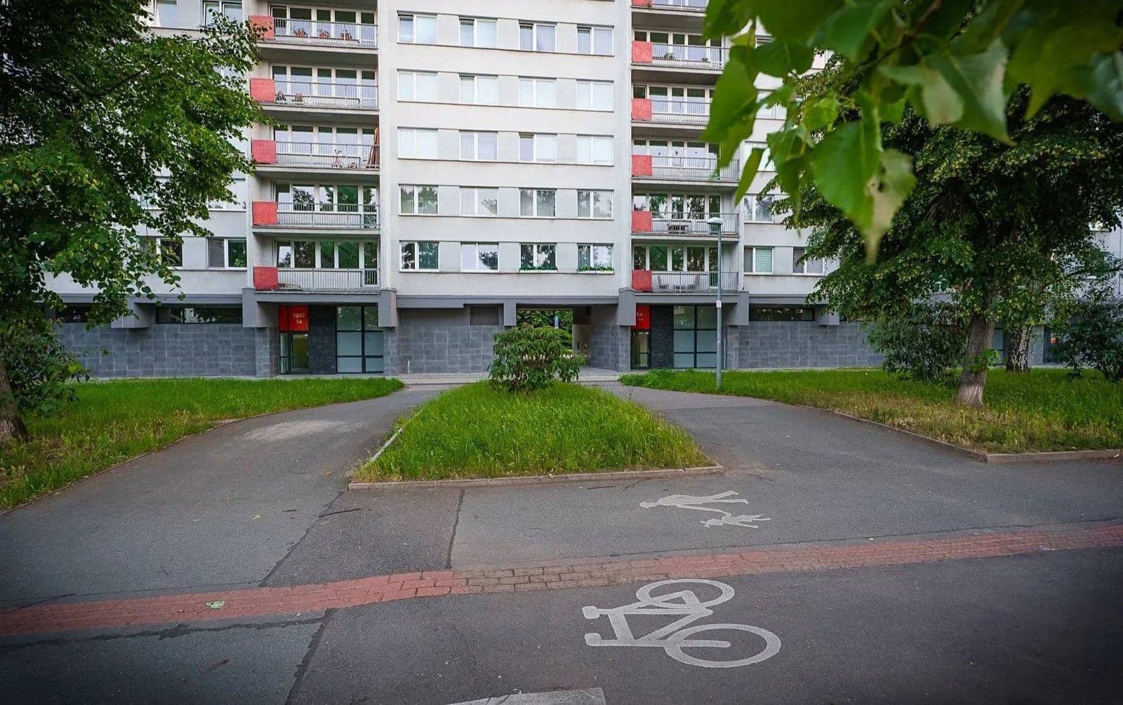 1 bedroom with open-plan kitchen flat to rent, 45 m², Frýdlantská, Prague, Prague 1 bedroom with open-plan kitchen flat to rent, 45 m², Frýdlantská, Prague, Prague