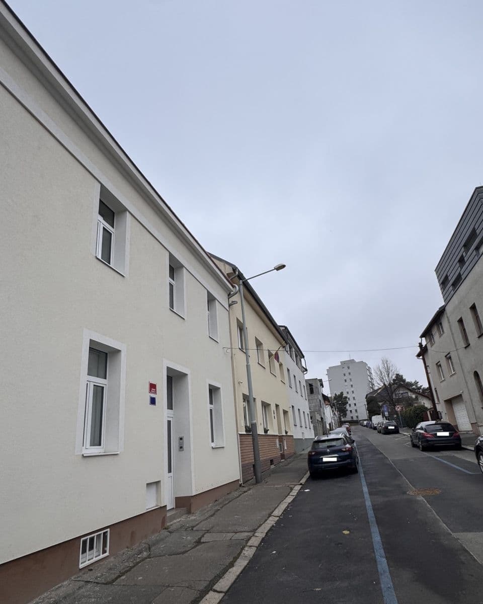 1 bedroom flat to rent, 41 m², Na Mokřině, Prague, Prague 1 bedroom flat to rent, 41 m², Na Mokřině, Prague, Prague